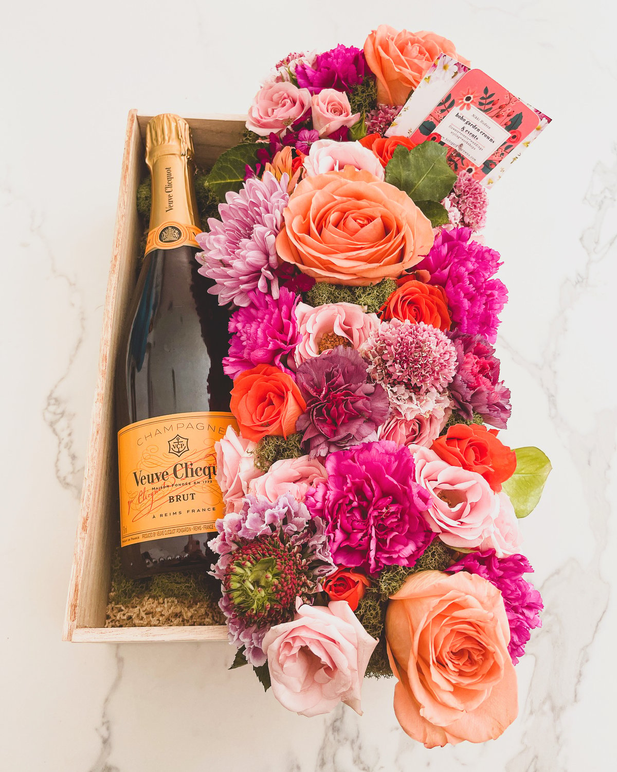 BUBBLY + BLOOMS