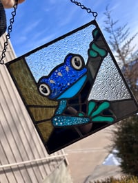 Image 5 of Blue Tree Frog Stained Glass Suncatcher - Handmade Frog Window Art with Textured Glass