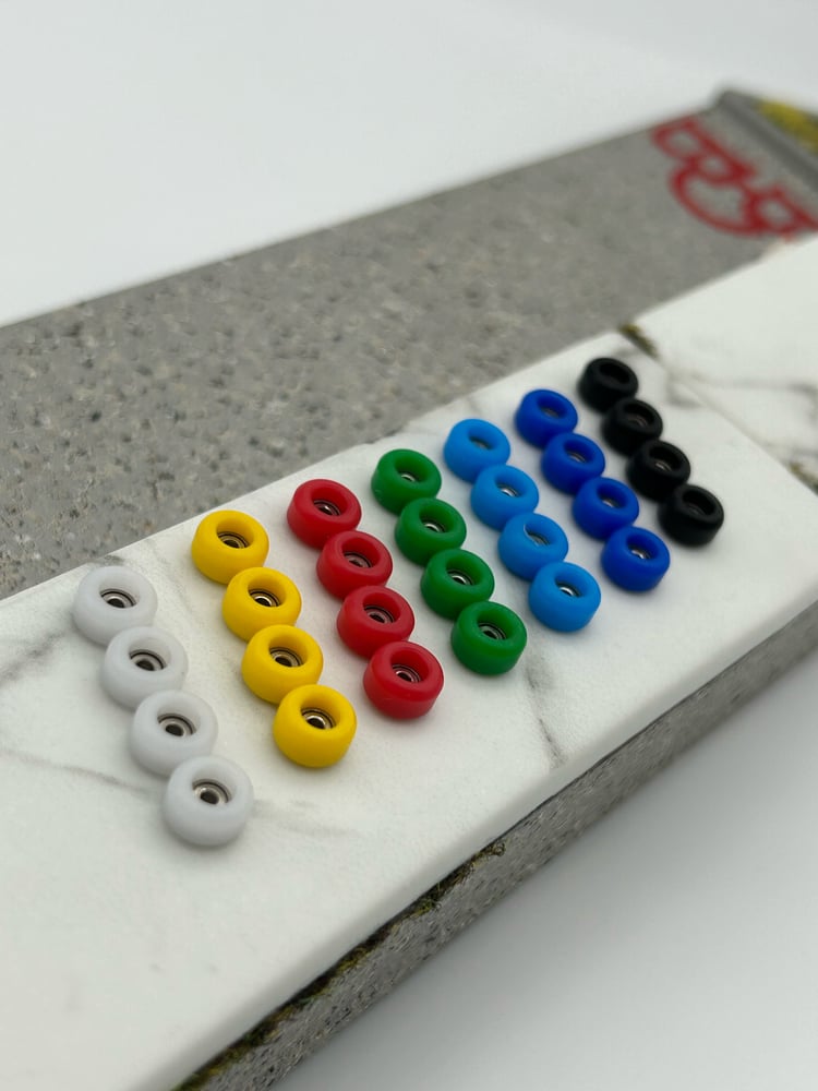 Image of Classic Plastic Bearing Wheels