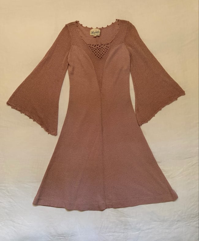 early 70s fine knit angel sleeve dusty rose dress