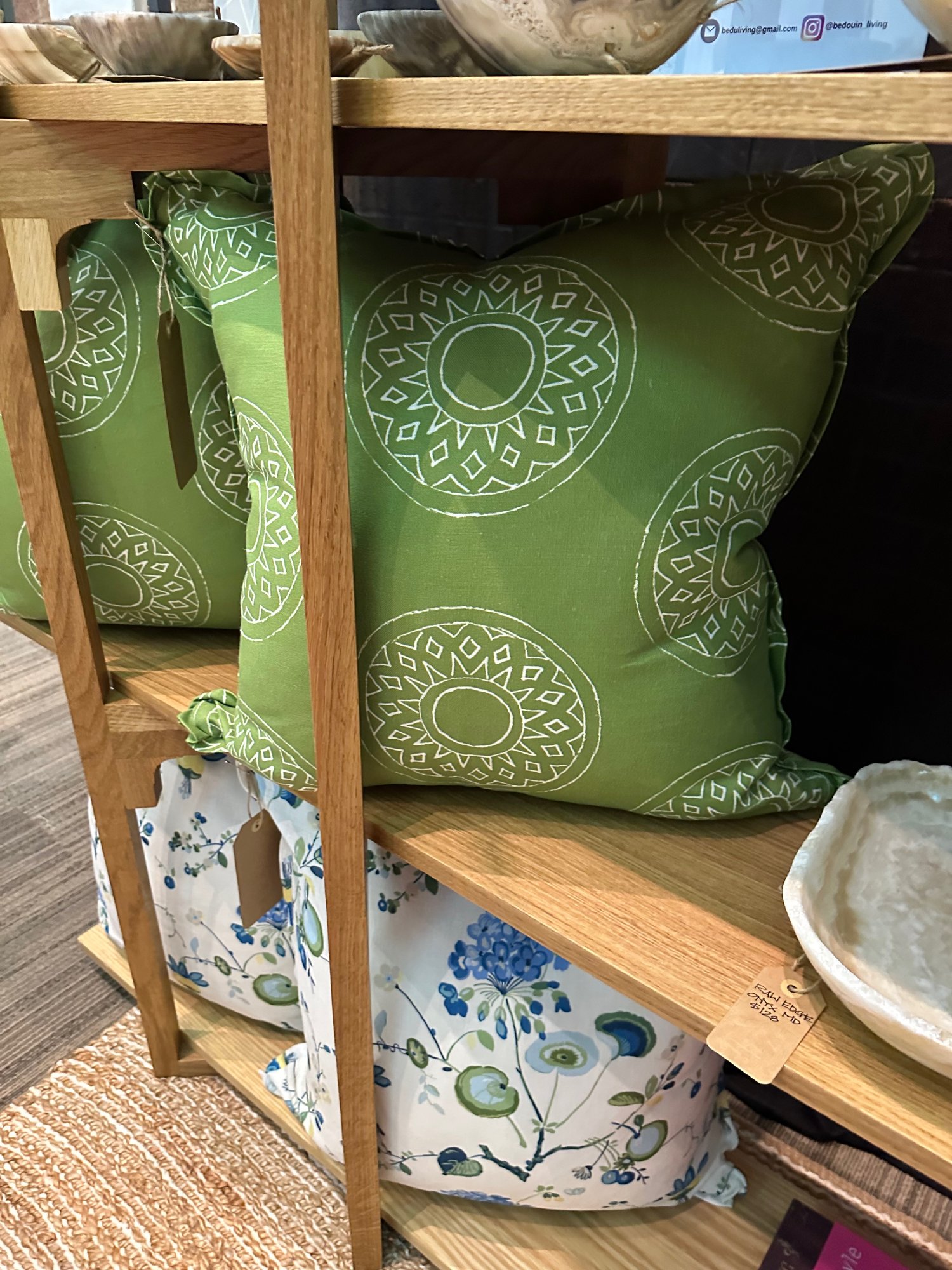 Image of Green suzany pillow set of 2