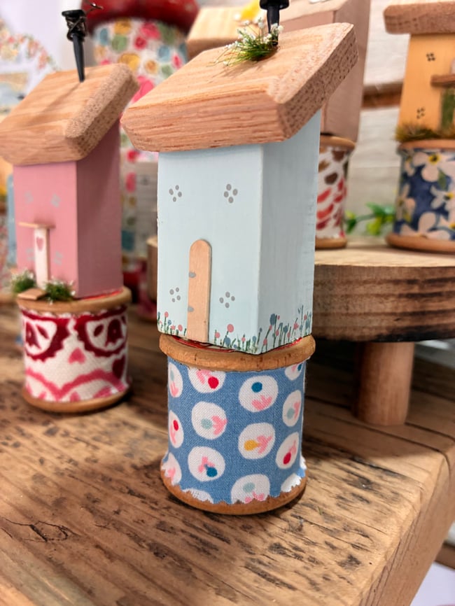 Ditsy Spot Cotton Reel