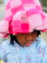 Image 2 of Pink Checkered Wavy Bucket Hat