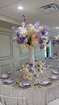 Image 2 of White Centerpiece Stand