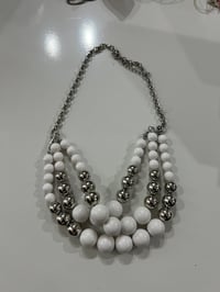 white and silver bead necklace 