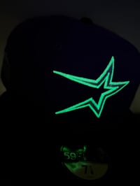 Image 4 of New Era 59Fifty Cozy “Phantom “