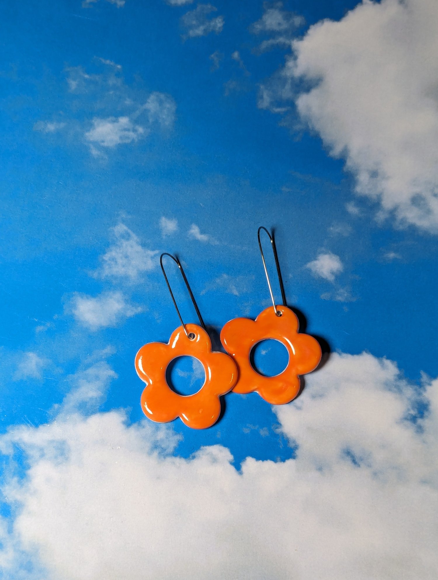 Image of large daisy earrings