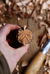 Image 6 of Maple Leaf - Pendant Necklace 