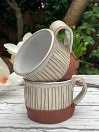 Image 2 of Spring Mug, Ridged