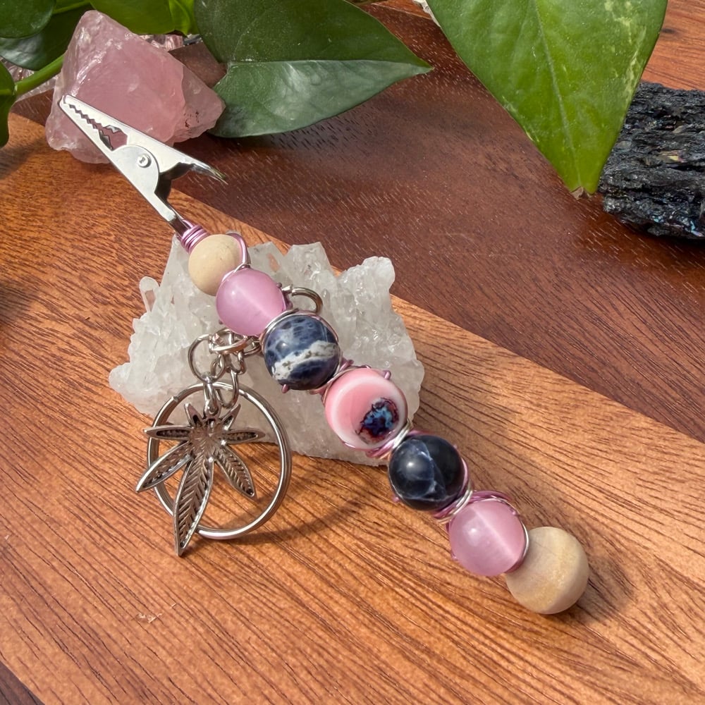 Image of lotus water clip keychain