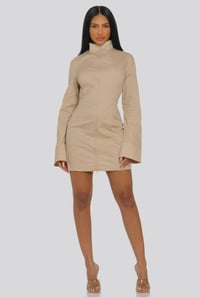 Image 4 of zip me up