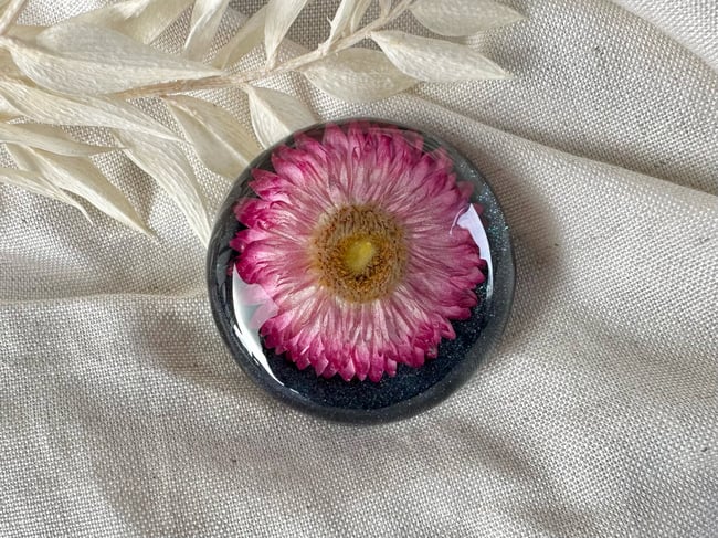 Droplet Brooch - Strawflower & Charcoal