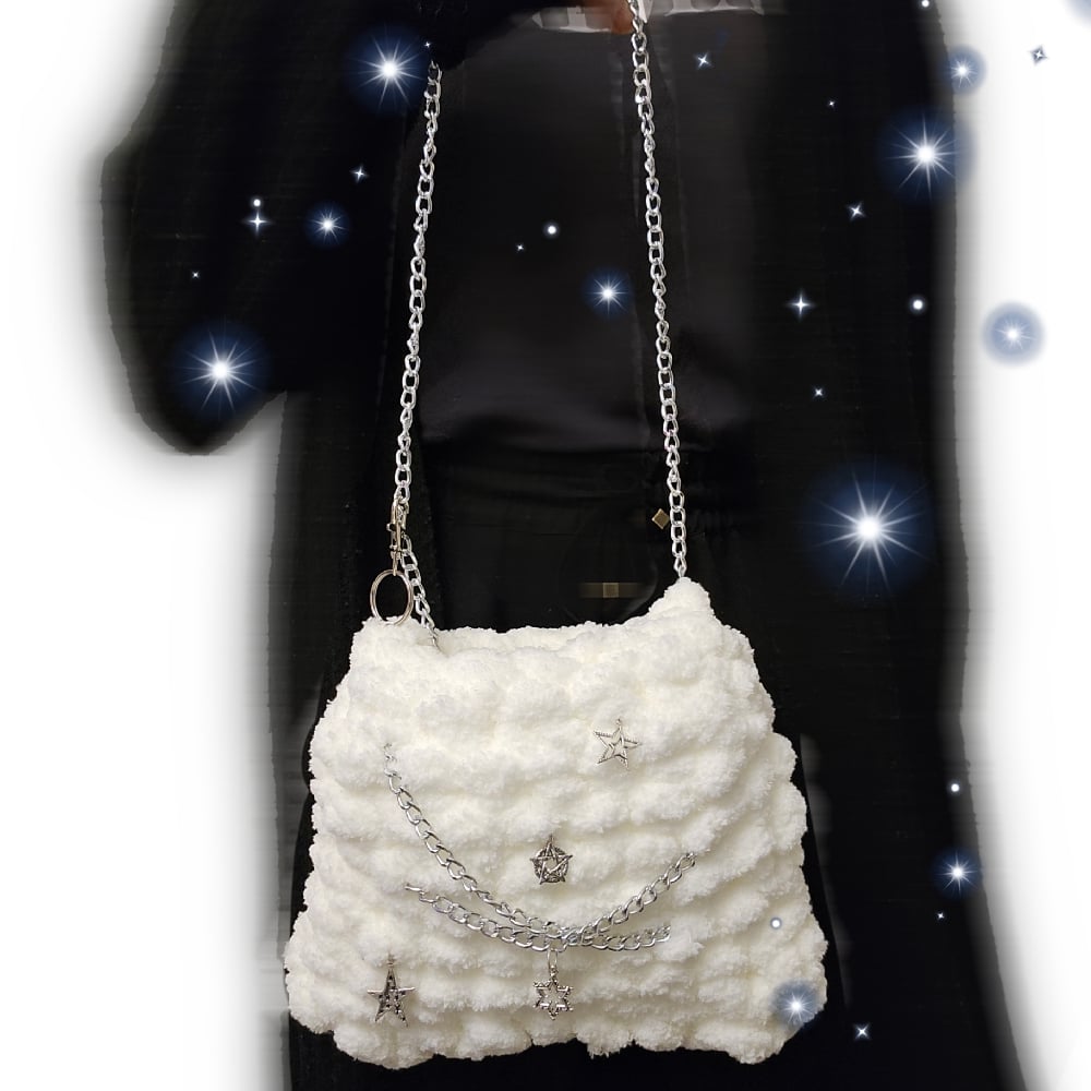 Image of white fluffy purse