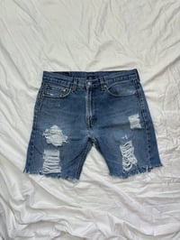 Image 2 of Levi's 505 denim shorts // 42
