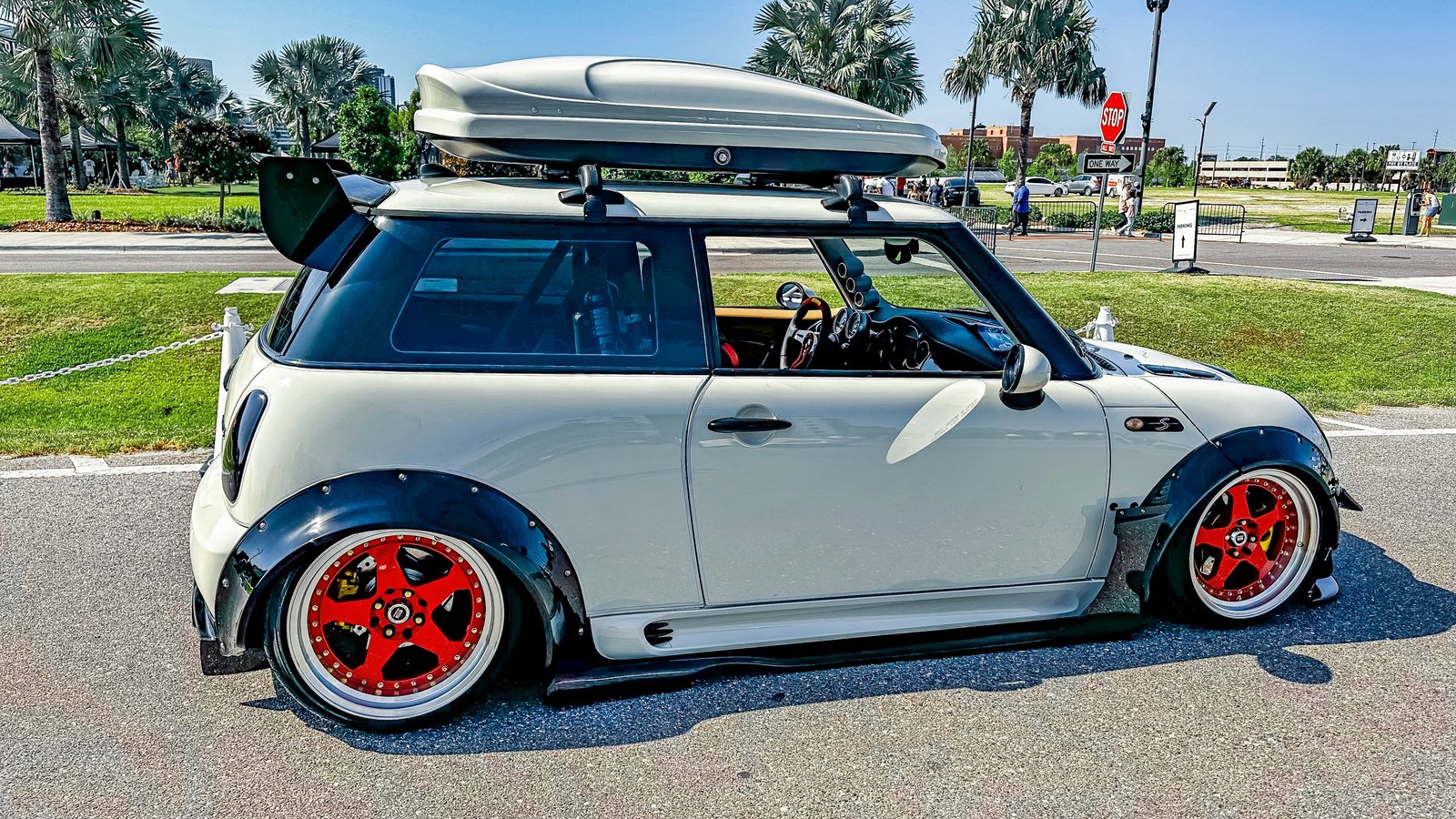 Mini R53 Wing Track Car Aero