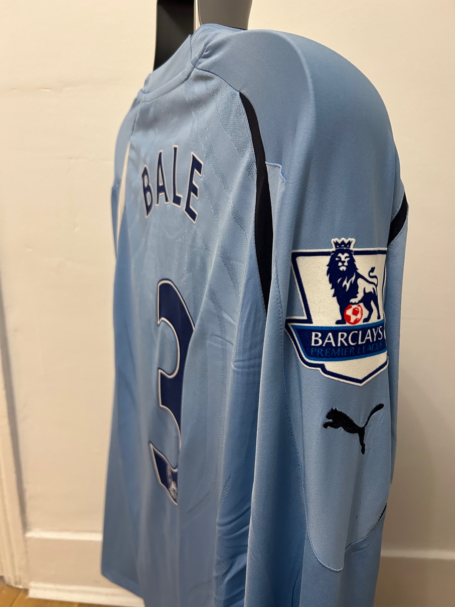 Image of Tottenham Hotspur “BALE 3” 2010/11 Match Issue LS Away Shirt + PL patches (XXL)