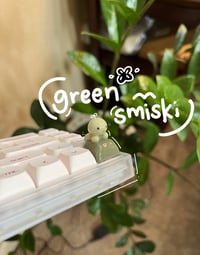 Image 1 of Green smiski keycap 🌱🌟