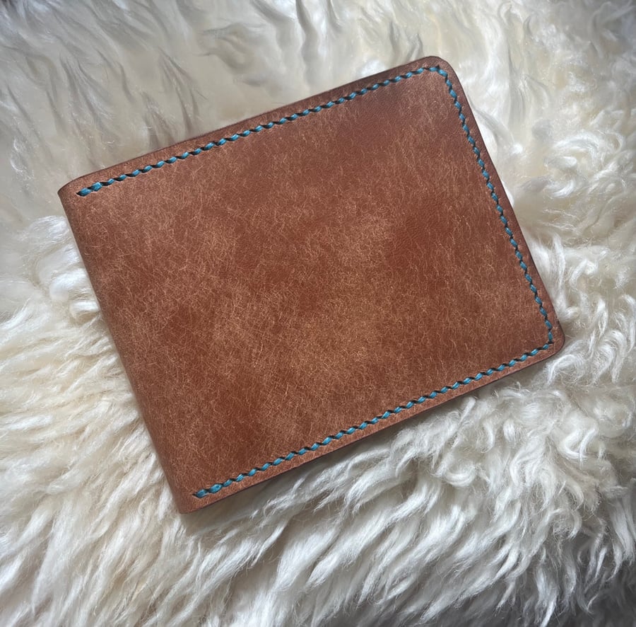Image of Walnut Pueblo 8-Pocket Slim Bifold