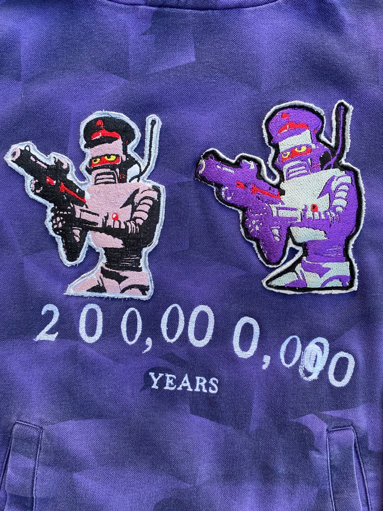 200,000,000 Years [M] Image 3