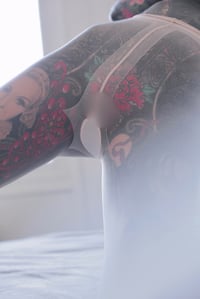 The Tights Series 8/9