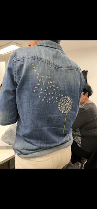 Image 3 of Adorna  y arregla bordando