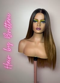 Image 3 of * Synthetic * Ombré  5x5 GLUELESS MIDDLE PART UNIT 20”