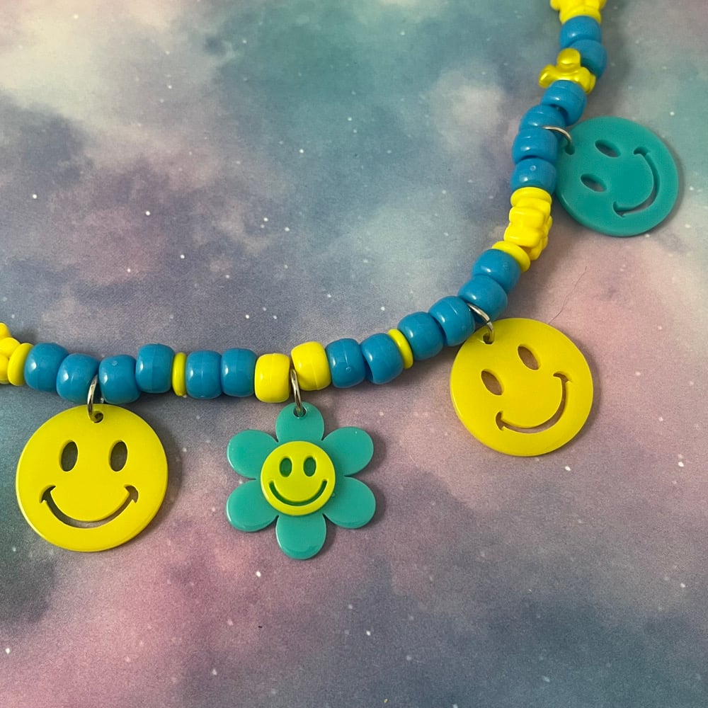 Image of Smiley Flower Kandi Necklace