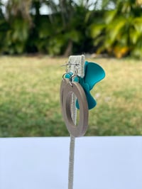 Image 2 of Big flower 🌼 shape acrylic and wood 2 or 3 ways use stud earrings