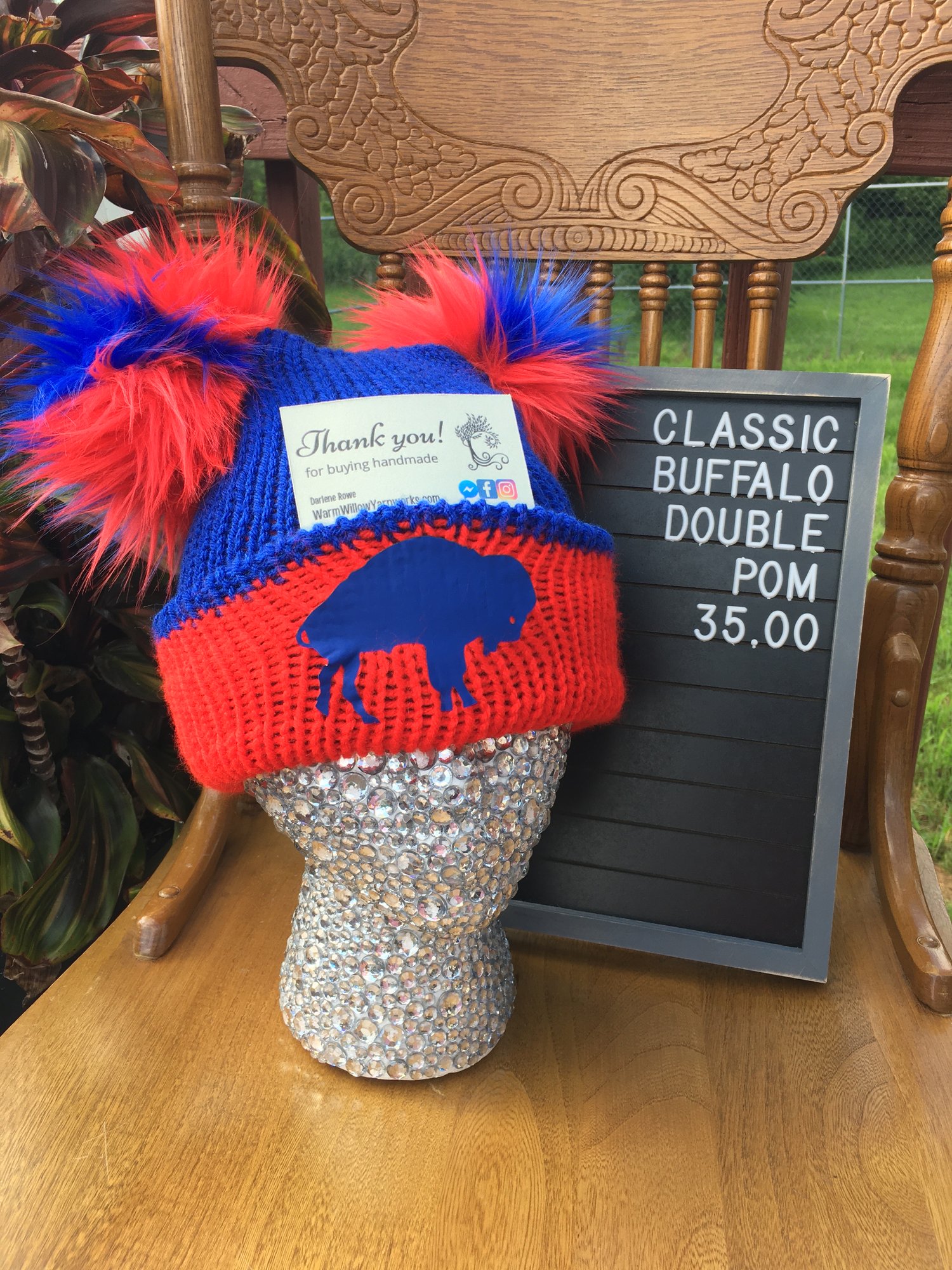 Buffalo Pom Pom 