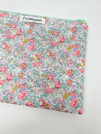Image 2 of Pochette grand format LA SPACIEUSE Liberty Michelle japonais pastel