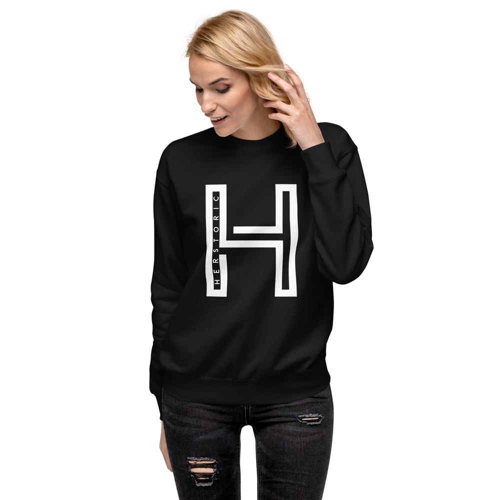 Herstoric Letter H Premium Sweatshirt 