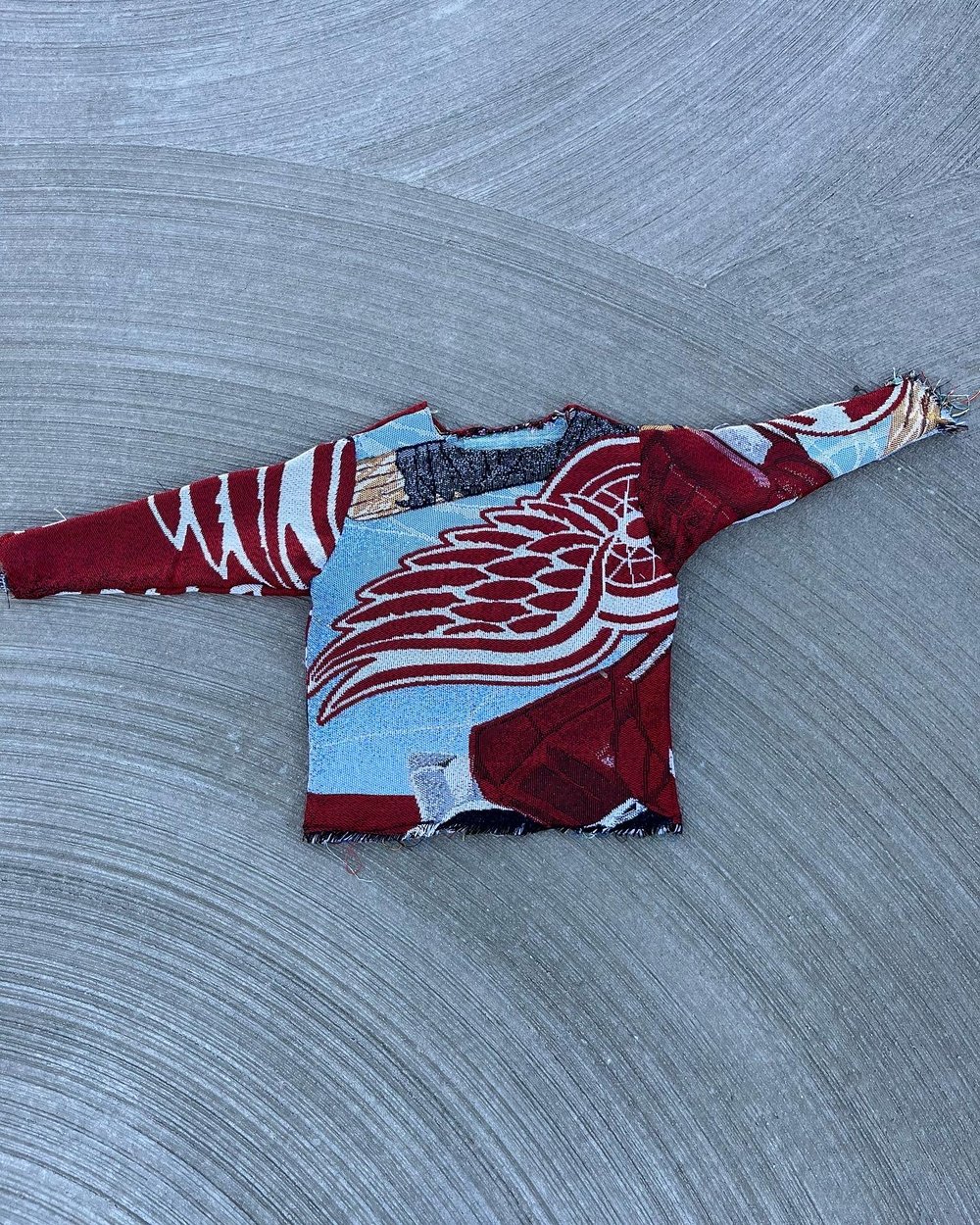 Image of CUSTOM WOVEN DETRIOT RED WINGS CREWNECK 