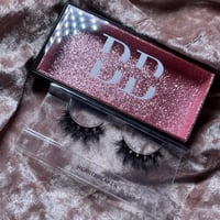 Image 2 of Heartbreaker Lash.