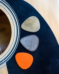 Image 2 of EDC plectrum
