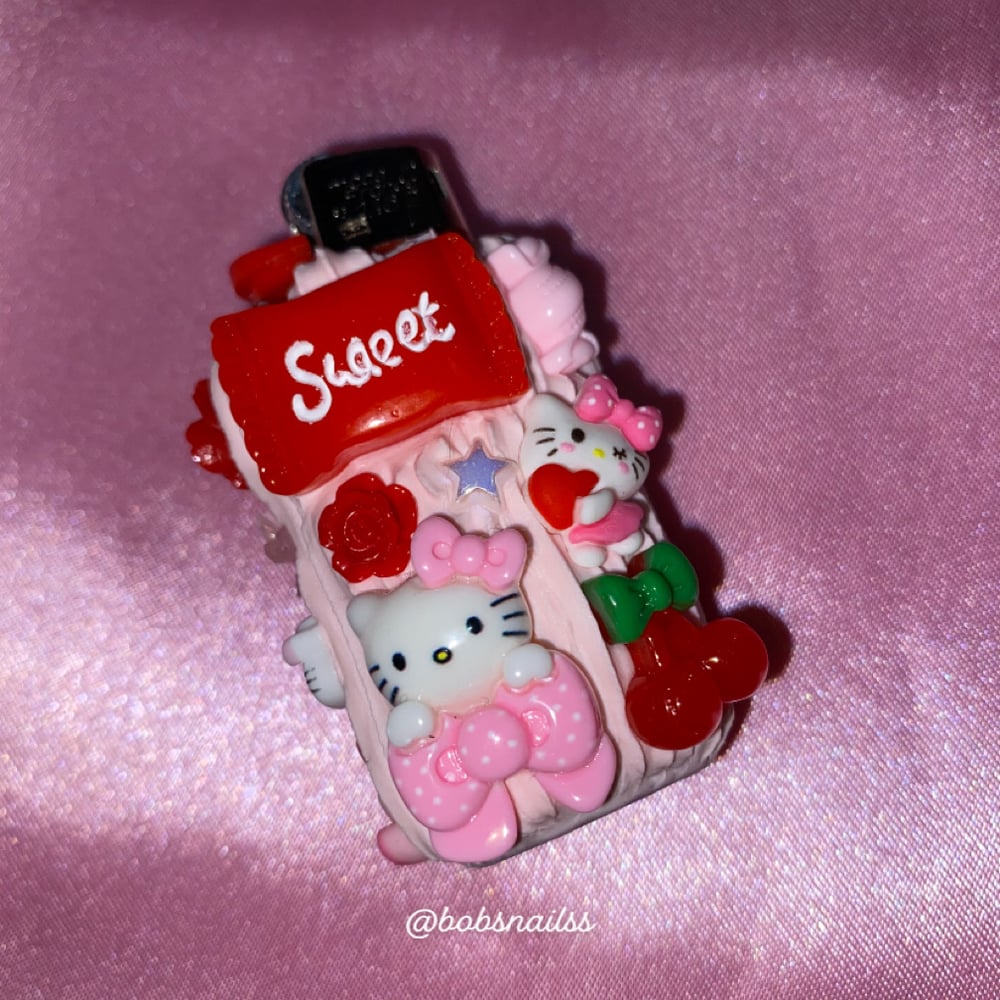 Image of Pink/Red Mini Lighter 🍓🎀💋💕