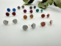 Image 4 of Třpytivé náušnice Circle Mini 8mm