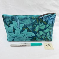 Image 4 of William Morris Standing Pouch No.15