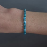 Image 3 of Bracelet ajustable apatite bleue sur cordon