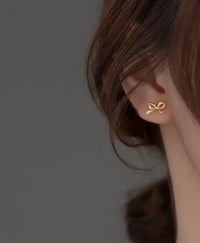 Bow gold mini earrings 