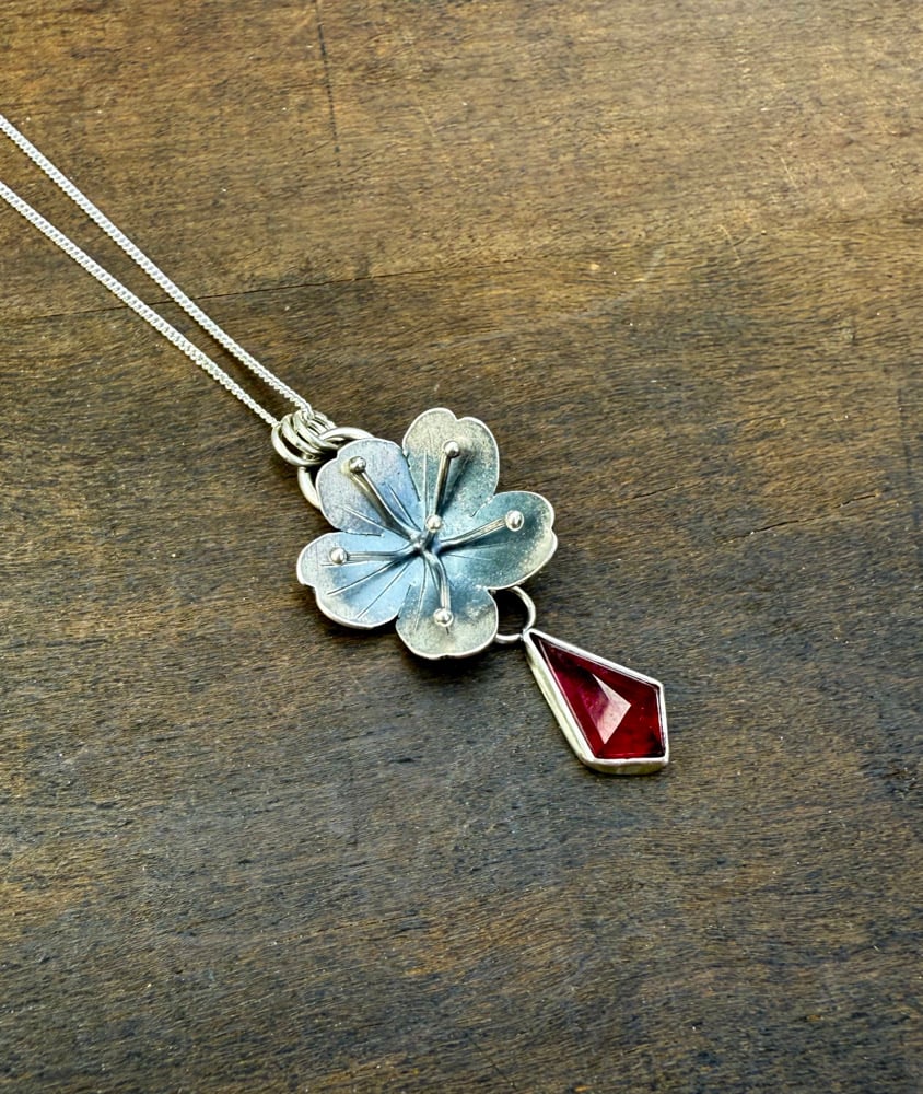 Image of Sakura Kite-Shaped Rhodolite Necklace