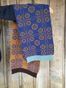 Lambswool knitted scarf Image of Lambswool knitted scarf