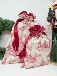 Image 2 of Le Pochon-Cadeau doublé coton toile de Jouy bordeaux