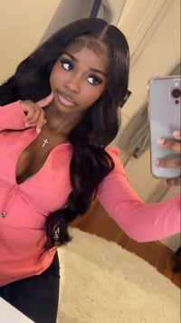 Image 2 of 13x4 hd lace 24 inch body wave 180% density wig 