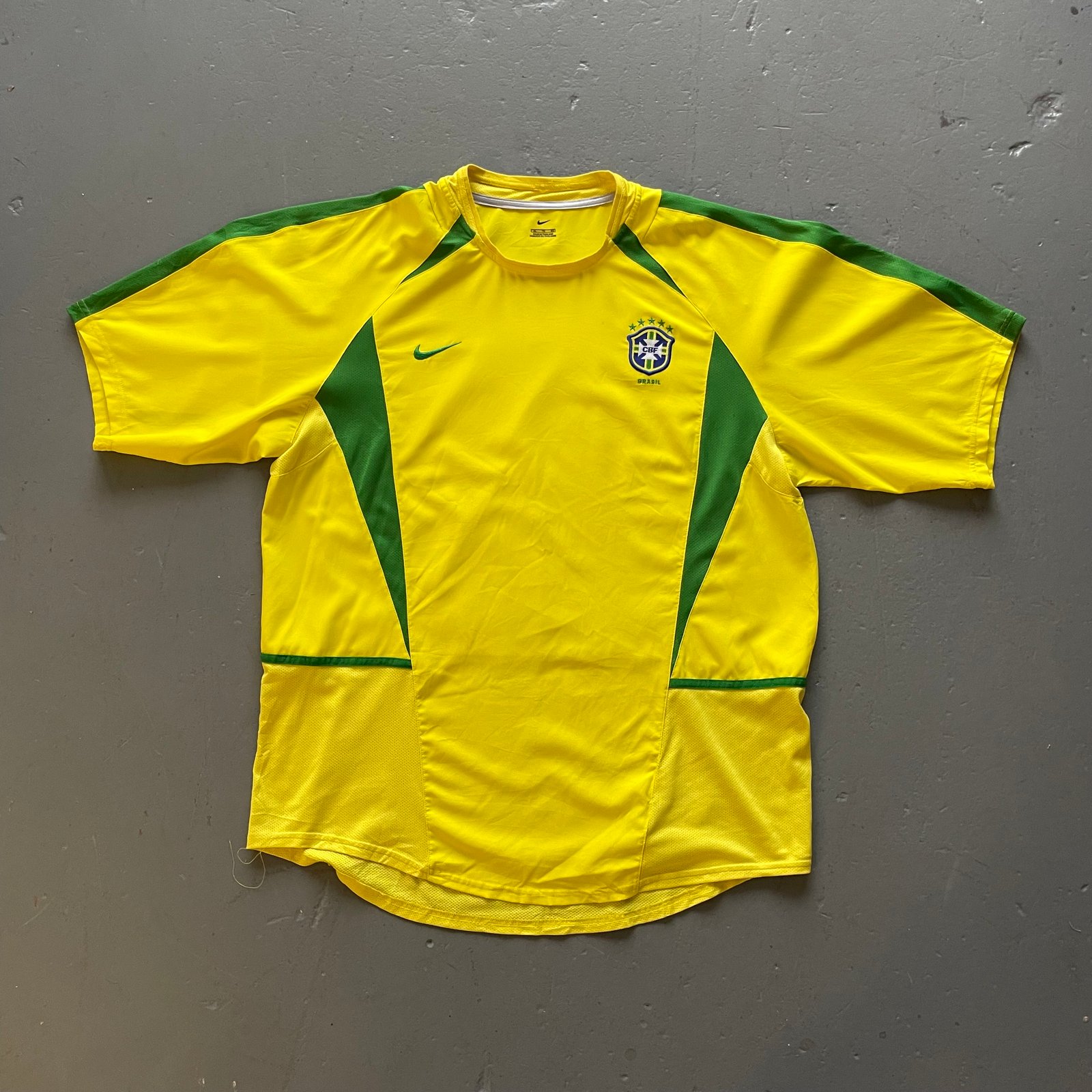 Lot Detail - 2002 RONALDO FIFA WORLD CUP MATCH WORN & TEAM SIGNED BRAZIL  (CBF) JERSEY INSCRIBED TO BRAZIL'S 34TH PRESIDENT FERNANDO HENRIQUE CARDOSO  (TEAM COORDINATOR LOA)