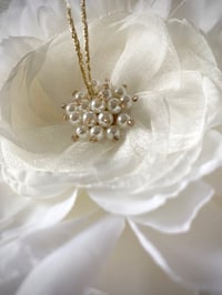 Image 8 of White Hanging Peony (with pearls)