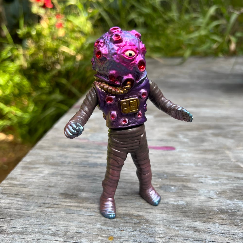 Image of Meteorman Brown Purple