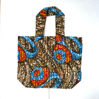 Image 3 of Put A Ring On It Ankara Tote