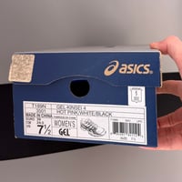 Image 5 of size: us7.5 uk5.5 eu39 cm24.5