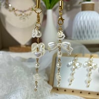 Image 2 of Ribbon Pearl Phone Charm