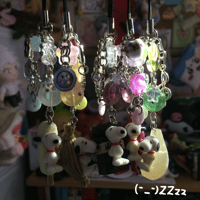 Image 2 of snoopy phonecharms ❨･¨⬮ྀིྀི ๋࣭⭑pt.1